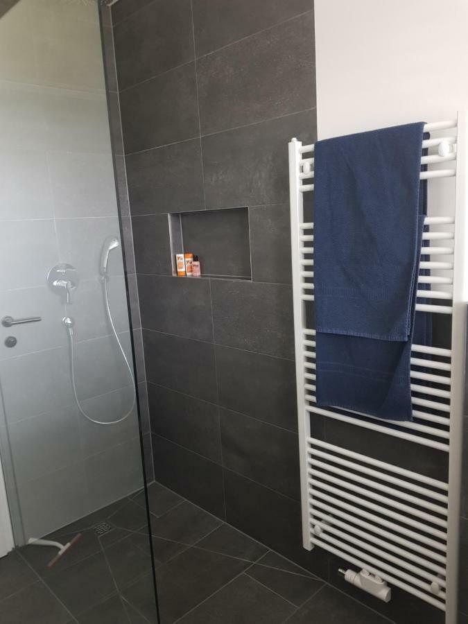 Ferienwohnung am Bodensee Hard Exterior foto